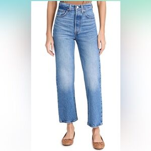 Levi’s Ribcage ankle straight